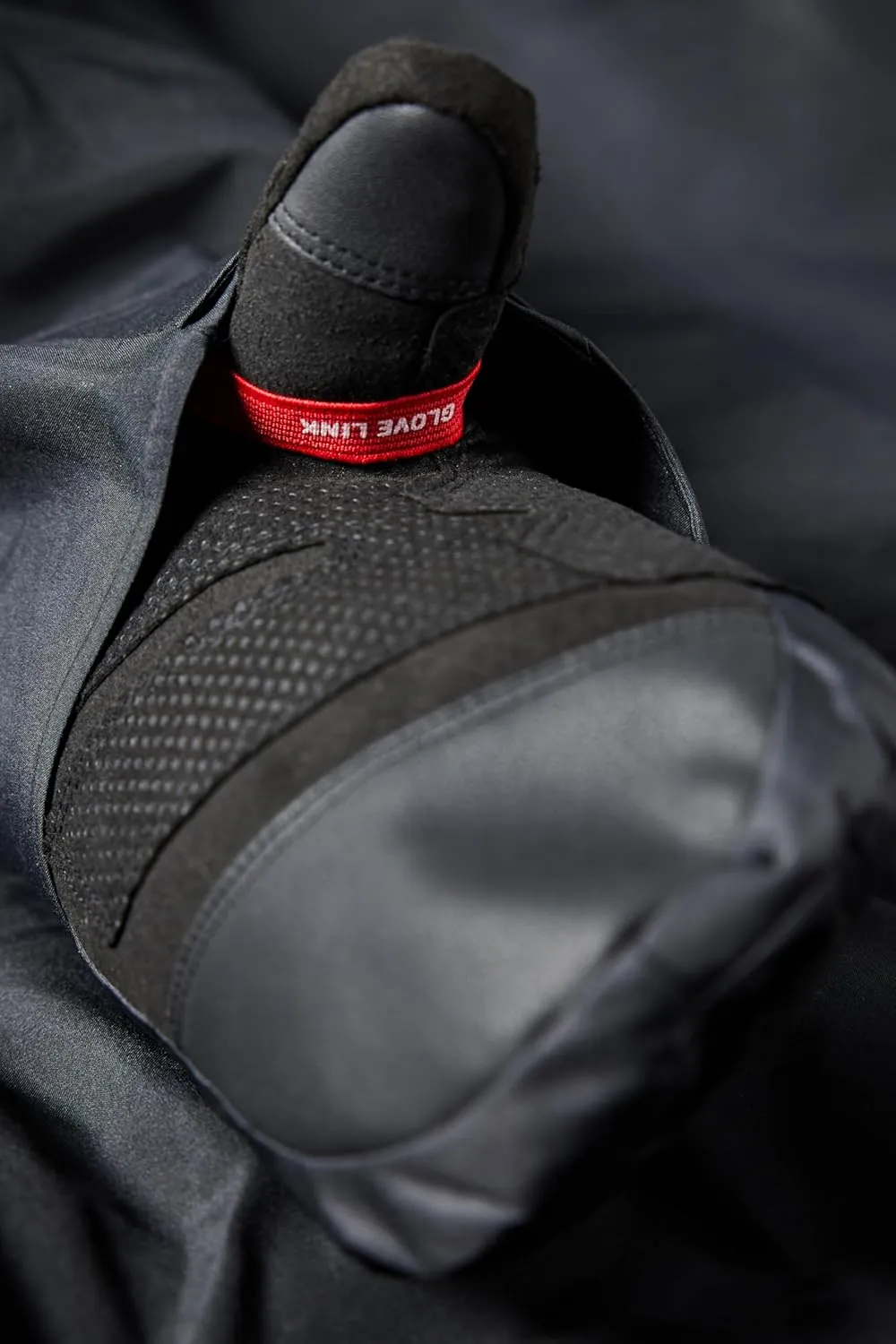 686 Men's Waterproof Hoody - Water & Weather Resistant