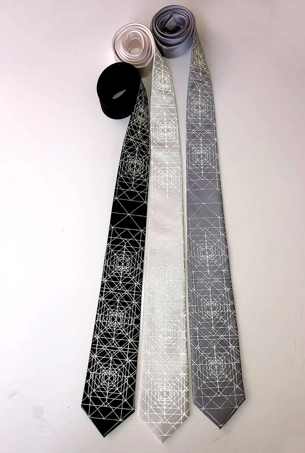 Op Art Triangles Necktie, Retroreflective Print Tie