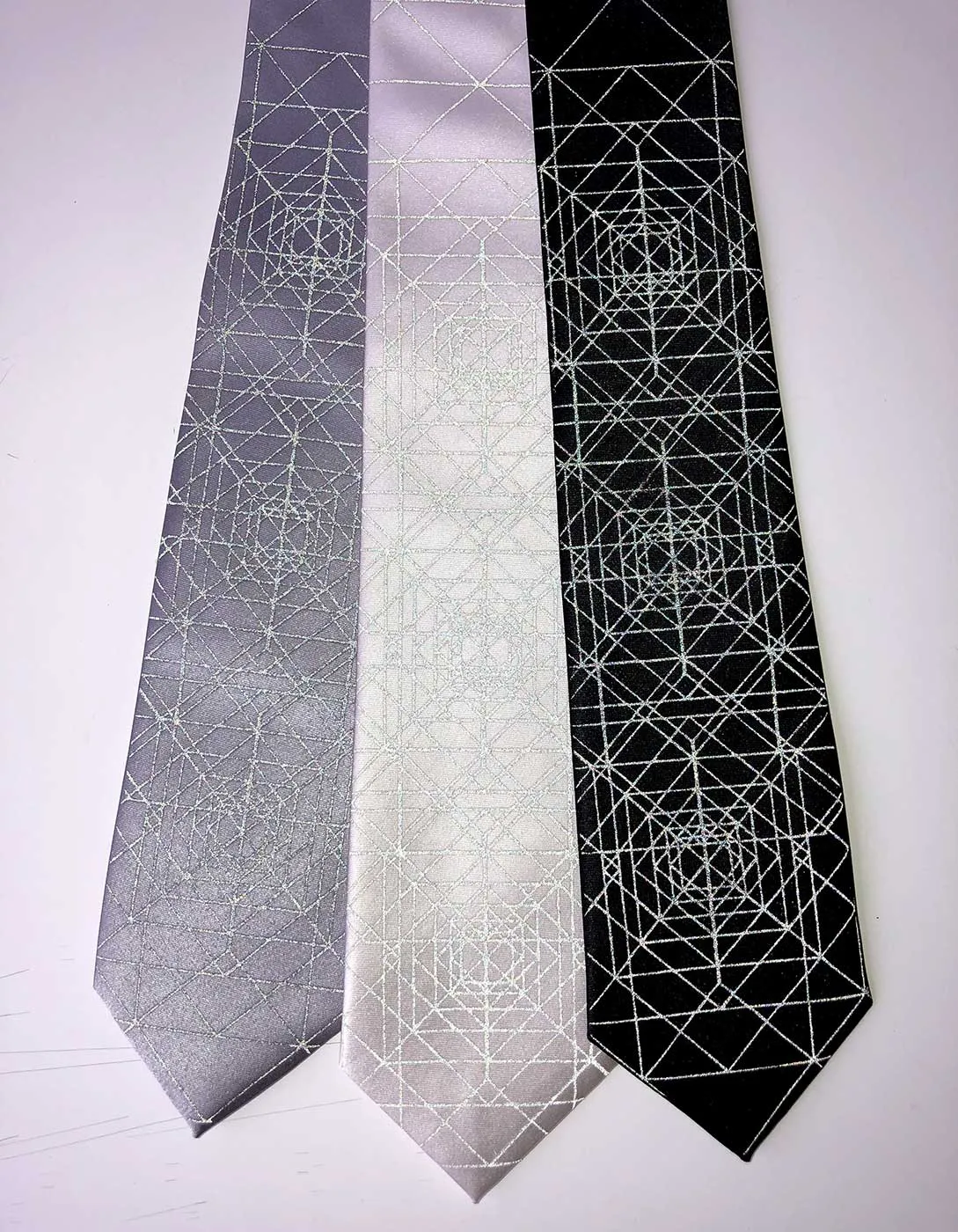 Op Art Triangles Necktie, Retroreflective Print Tie