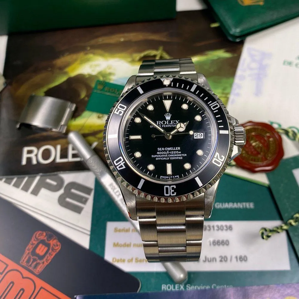 Rolex Sea Dweller 16660 (1989)