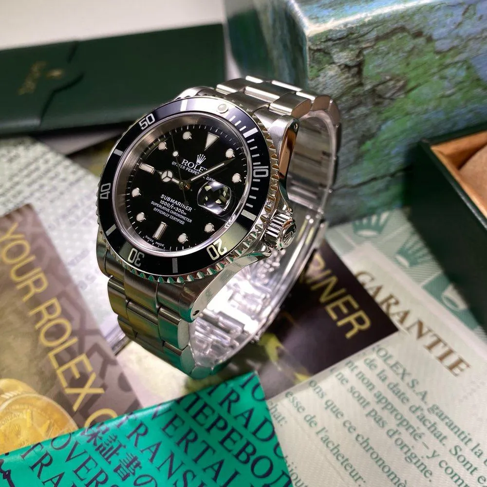 Rolex Submariner 16610 Date (2000)