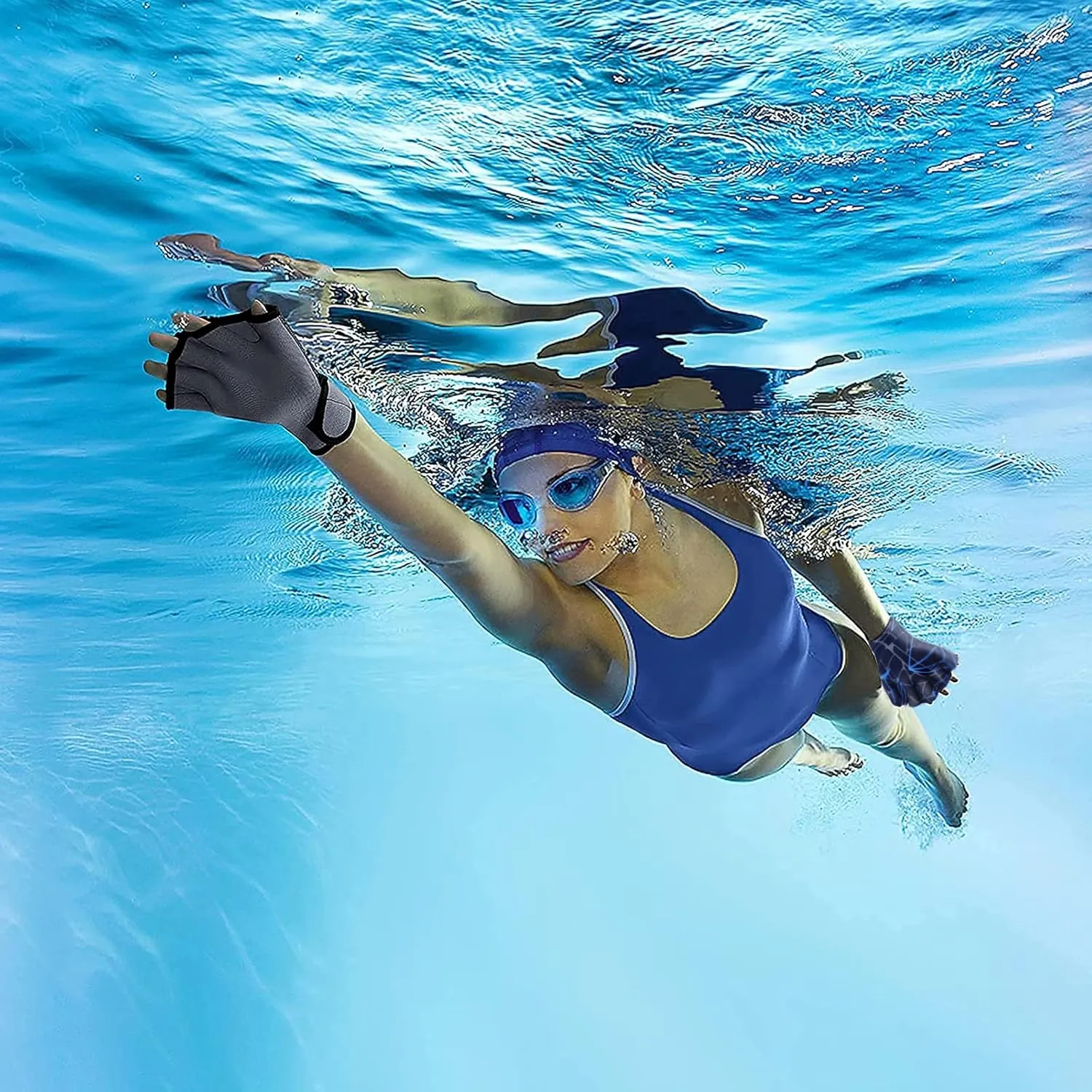 Swimming Gloves Aquatic Webbed Gloves Swim Training Fitness Water Resistance Hand Flippers with Fingers & Adjustable Wrist for Men Women Children