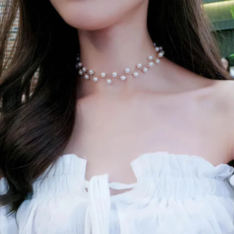 Wu's 2022 Imitation Pearl Clavicle Chain Neckband Simple Short Necklace Women's Jewelry Korean Collar Neckband Wholesale